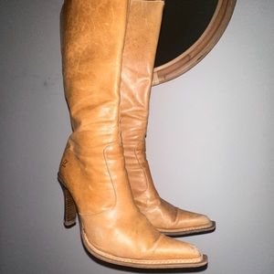 Vintage Destroy Boots